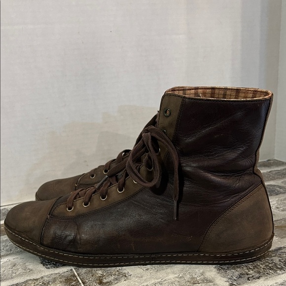 Men's Ugg Australia Ultra Rivington 1000571 Brown
Leather High Tops - Picture 2 of 8
